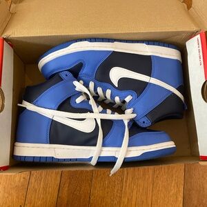 Nike Dunk High (GS) size 6.5 Y